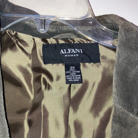 Alfani Women's Dark Olive green leather Blazer - Picture 2 of 4